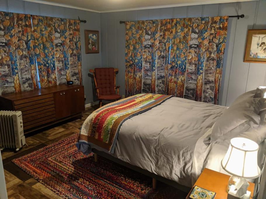 Sleeping Wolf Guest House Оукхърст Екстериор снимка